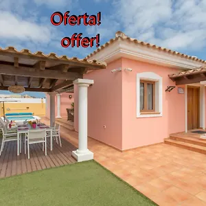 Bella Lucia 1. Piscina Climatizada, Wifi, Bbq. Villa Corralejo